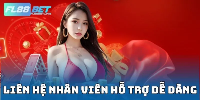 Liên hệ nhân viên hỗ trợ qua live chat và hotline